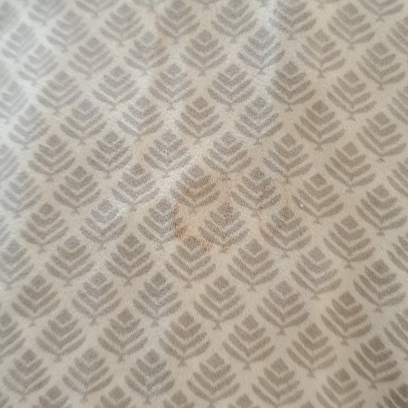 Loft XL button up blouse gray and white print - Picture 4 of 4